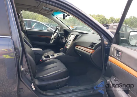 2014 Subaru Outback 3.6R Limited из США, поврежденный, VIN 4S4BRDMC5E2287787